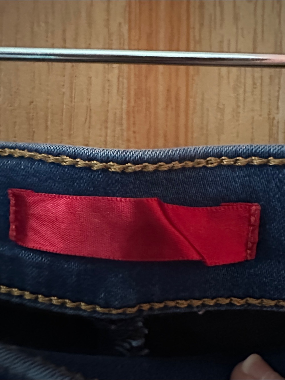 Jennifer Lopez Dark Blue Stretch Jeggings with Zip Pockets - Picture 2 of 3